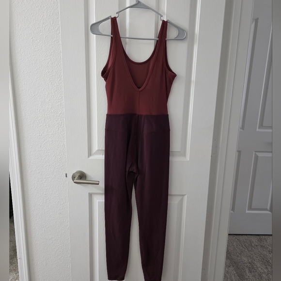 Athleta Aspiration bodysuit - Picture 3 of 6